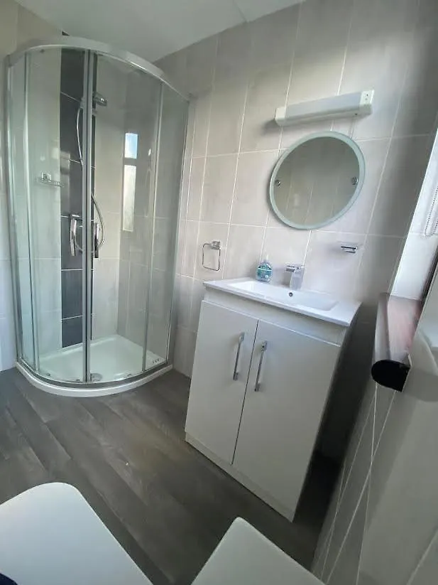בלפסט Modern 3 Bedroom House Close To The City Centre דירה